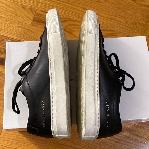 Woman by: COMMON PROJECTS Sz 36 - Picture 8 of 10